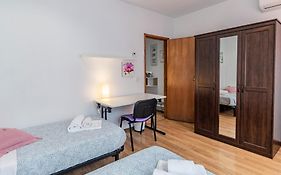 Cozy Eden Apartment By Unique Hosts